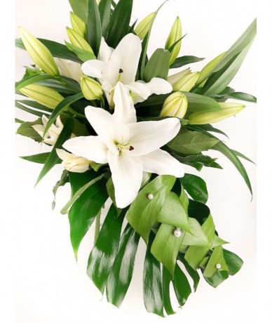 No.1 bouquet of lilies in Budapest