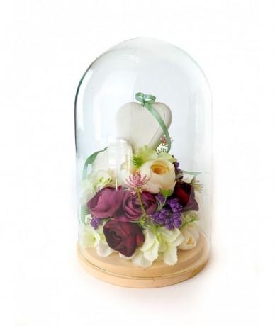 Glass dome with flowers