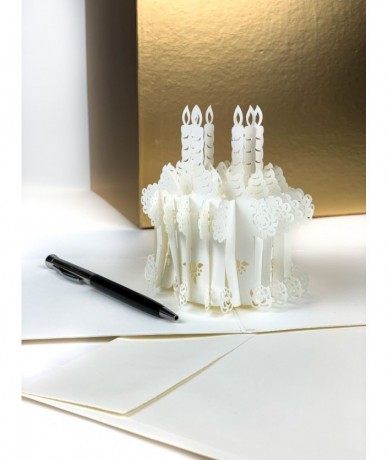3D gift card - open for a cake souvenir
