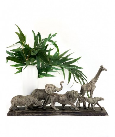 Nagyméretű szoborcsoport szafari dekoráció 5 állatból