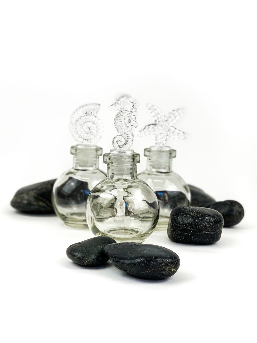 Small bottles with sea patterns  - small gift for boudoir
