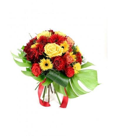 Mediterranean flower bouquet in orange and yellow